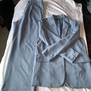 Fashion Nova 2 Piece suit